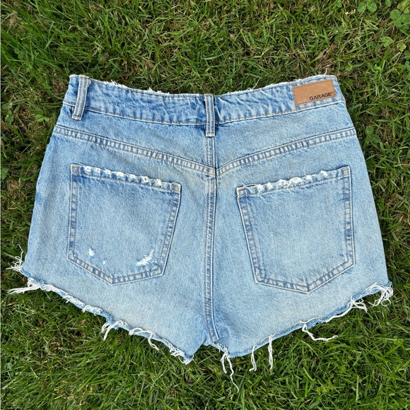Denim shorts - Picture 2 of 3